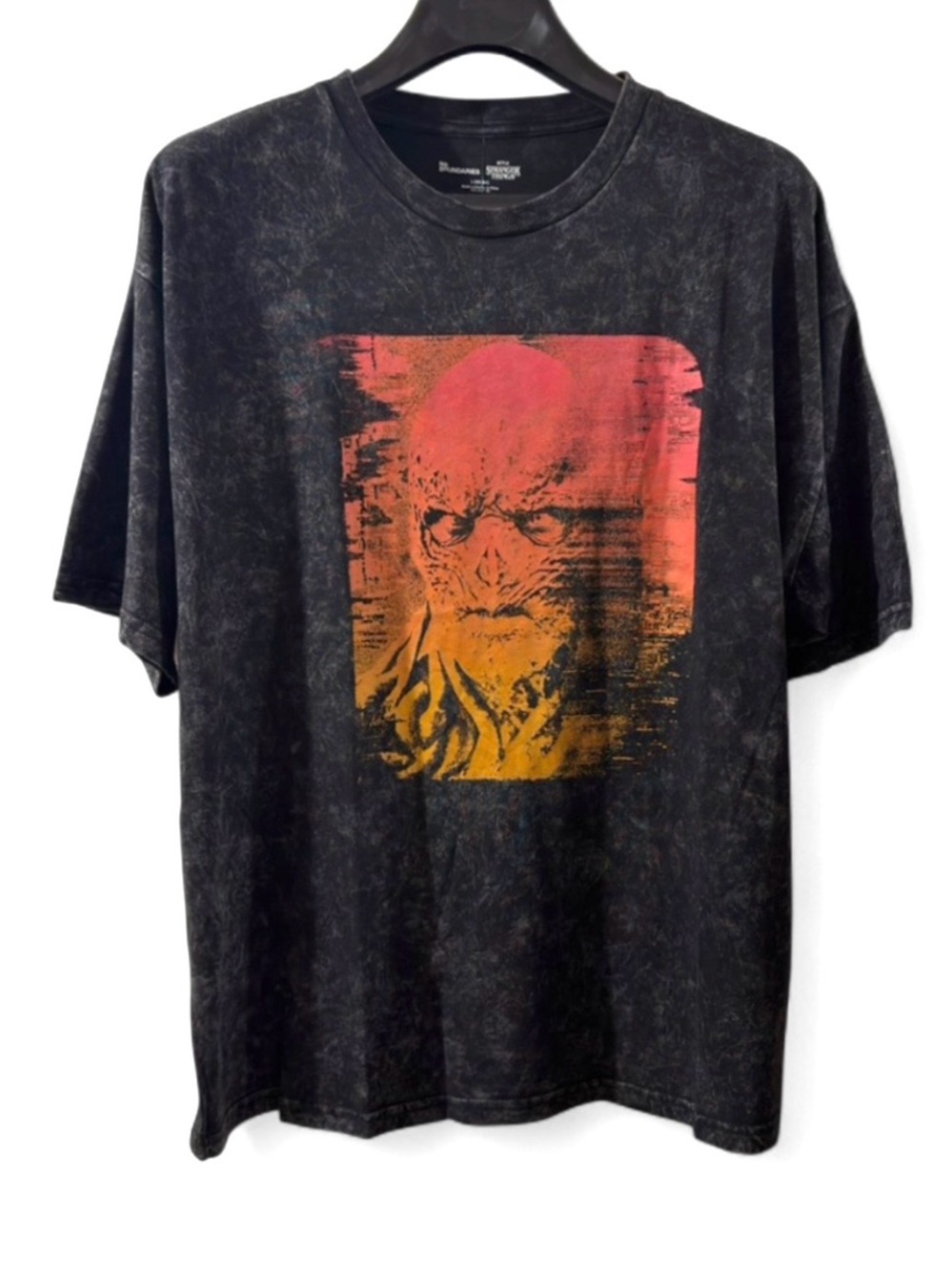 Stranger Things ‘Vecna Lives’ Graphic T-shirt Size Men’s Large (NWT)